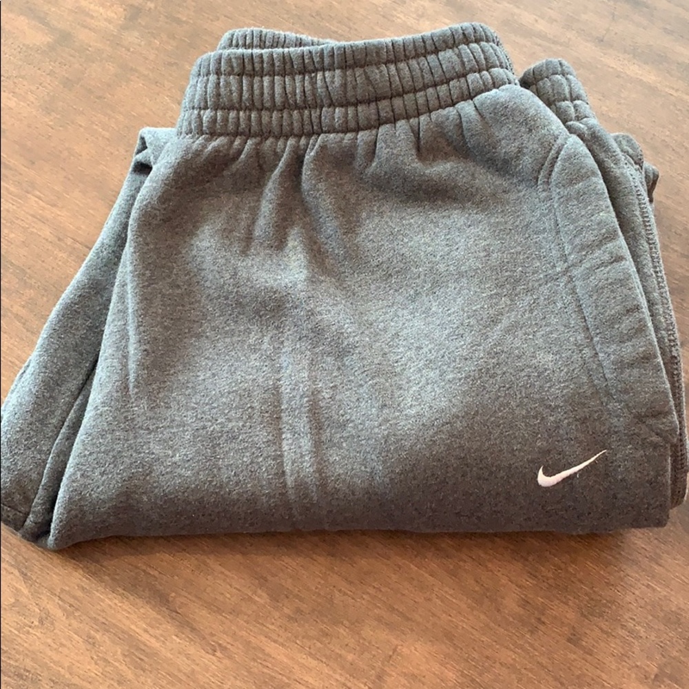 Nike cargo sweats
